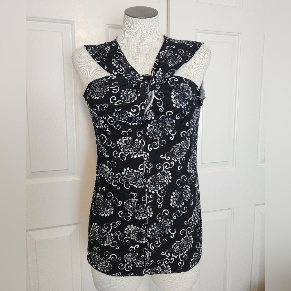 Max Studio Black & White Patterned Halter Neck Cut Out Women's Blouse Size M